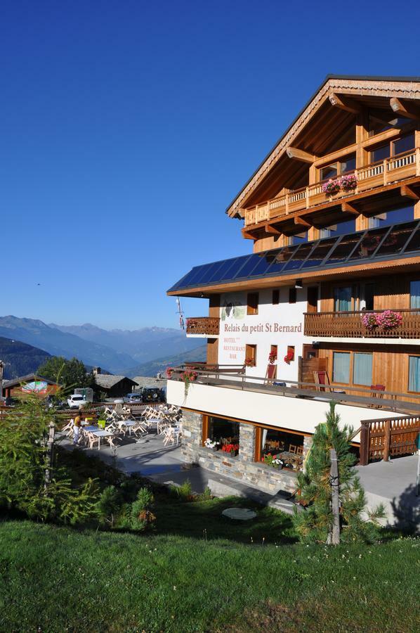 Le Relais Du Petit Saint Bernard Hotell La Rosiere  Exteriör bild